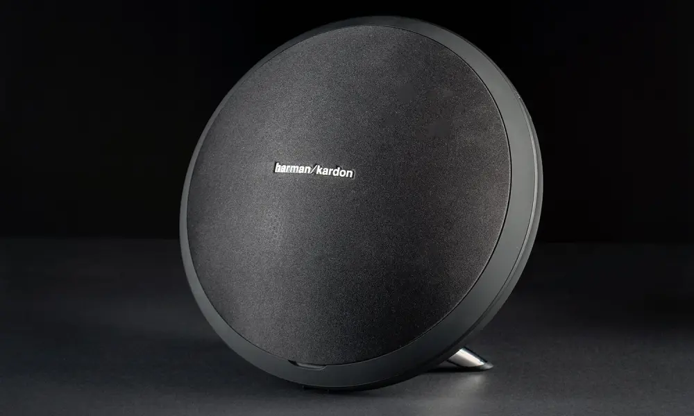 Harman Kardon Onyx Studio front